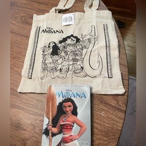 Moana set